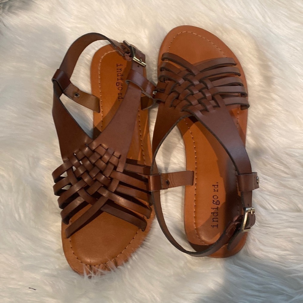 Indigo Road Sz 7 Huarache style flat sandal NEW